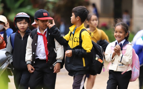 Đắk Nông: Sắp xếp bộ máy nhưng vẫn phải tuyển đủ biên chế giáo viên để đảm bảo dạy, học