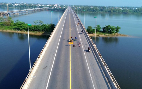 Sửa cầu Câu Lâu mới đợt 2 xong sớm, xe cộ được qua cầu từ trưa nay