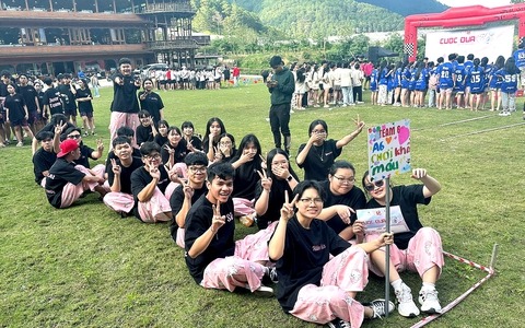 Sáng nay 28-3, học sinh thi chung kết sáng tác ảnh Tuổi Xanh