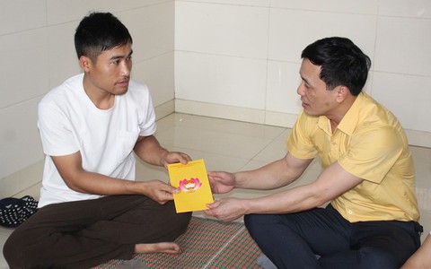 Dừng tìm kiếm 3 ngư dân Nghệ An mất tích sau vụ chìm tàu