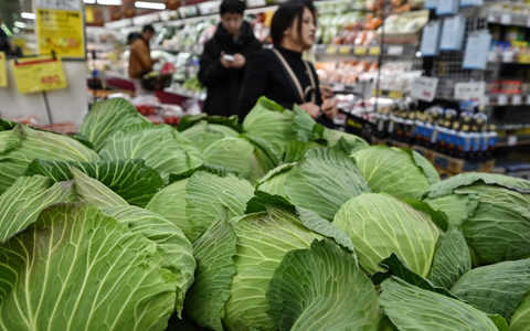 Người Nhật chật vật vì lạm phát thực phẩm tăng cao