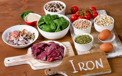 Học sinh ăn gì để có dưỡng chất tốt nhất cho mùa thi?