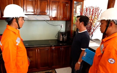 Cuộc thi clip '50 năm - Tỏa sáng miền Nam': Đồng hành cùng khách hàng mùa nắng nóng