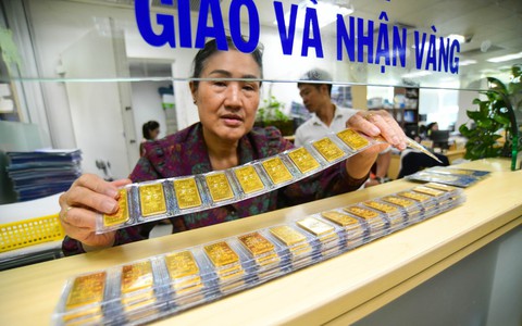 Giá vàng bất ngờ sập mạnh