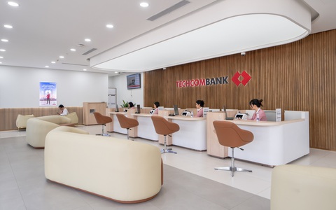 Khách hàng có thể giao dịch dễ dàng cùng Techcombank tại hệ thống WinMart
