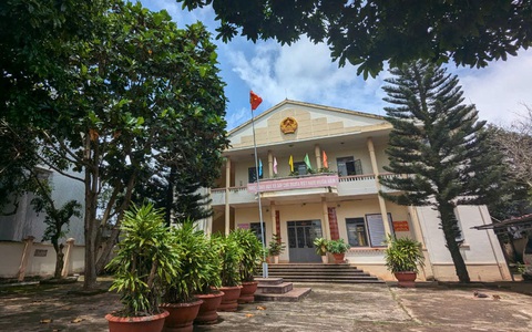 Khám xét nơi làm việc cựu chánh án TAND huyện Đak Đoa