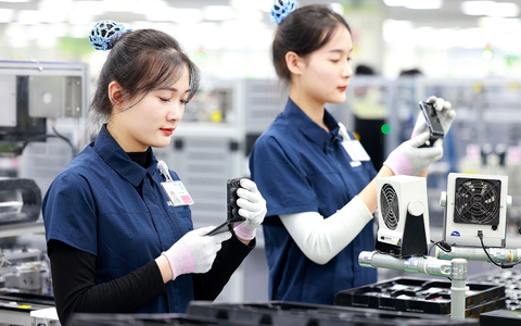 Việt Nam nằm trong nhóm các nước tạm dừng áp thuế đối ứng, mức thuế còn 10%