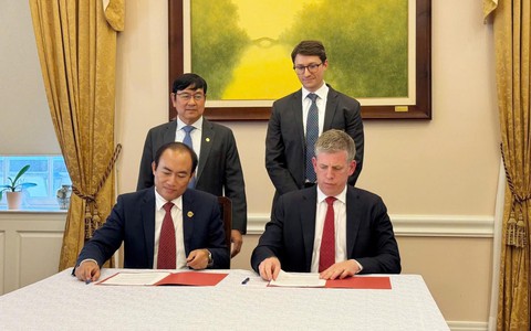 Vietjet và AV AirFinance ký hợp tác 300 triệu USD phát triển đội bay