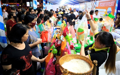 Cùng bà con dân tộc Khmer miền Tây đón Tết cổ truyền