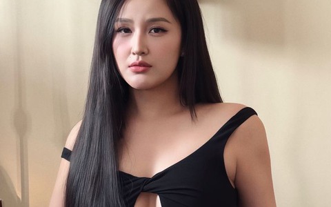 Mai Phương Thúy nói gì khi bị đồn ‘lùa gà’ đầu tư chứng khoán?