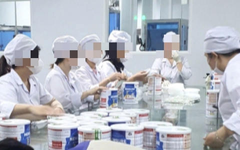 Đường dây sản xuất gần 600 loại sữa bột giả hoạt động ra sao?