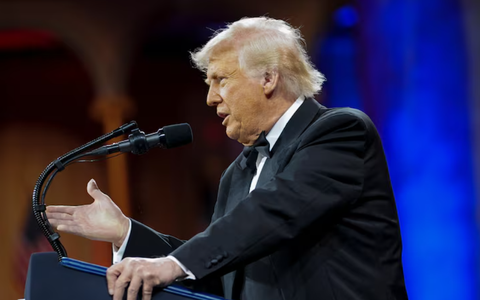 Người đàn ông hầu tòa vì đe dọa ám sát ông Trump trên mạng xã hội
