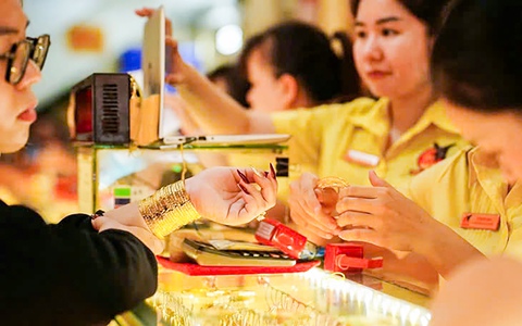 Lội ngược dòng, giá vàng quay lại ngưỡng 106 triệu đồng/lượng