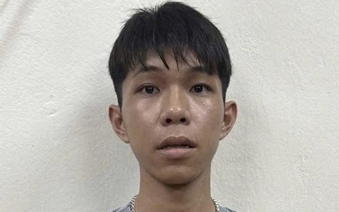 Bắt thanh niên vờ làm khách, cướp giật 3 tiệm vàng