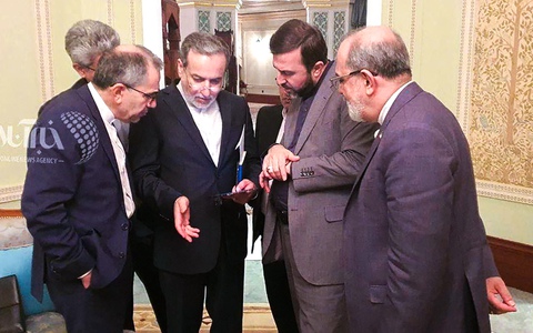 Mỹ và Iran kết thúc đàm phán hạt nhân 'tích cực' ở Oman