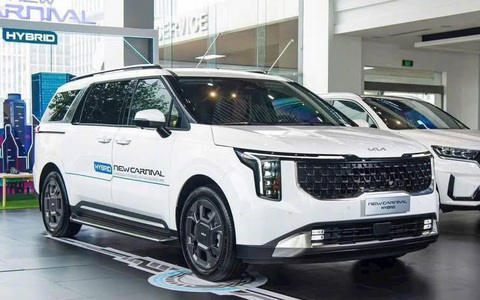 Tin tức giá xe: Loạt xe mới ra mắt Việt Nam đã giảm giá tới hàng chục triệu đồng
