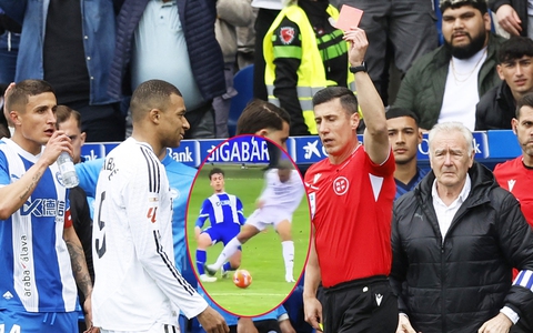 Kylian Mbappe xin lỗi sau pha vào bóng rợn người
