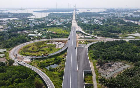 Diện mạo hơn 18km nhánh phía tây cao tốc Bến Lức - Long Thành thông xe kỹ thuật cuối tuần này