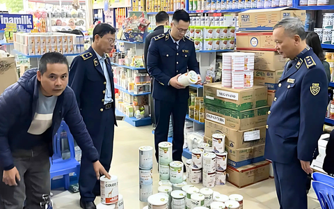 600 loại sữa giả, bộ nói không phải đối tượng quản lý và đã giao địa phương, vậy trách nhiệm của ai?