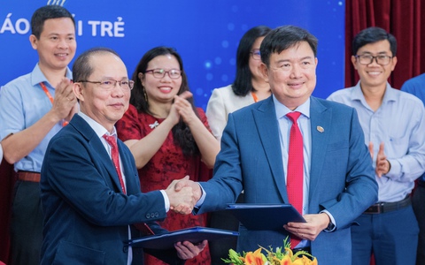 Báo Tuổi Trẻ và Trường đại học Ngoại ngữ - Tin học TP.HCM hợp tác đào tạo truyền thông