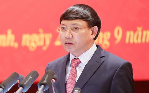 Cựu bí thư Tỉnh ủy Quảng Ninh làm giảng viên Trường Quản trị và Kinh doanh HSB