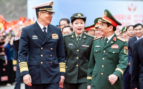Đại tướng Phan Văn Giang chủ trì lễ đón Bộ trưởng Bộ Quốc phòng Trung Quốc Đổng Quân