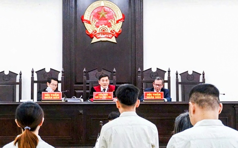 Cái kết đắng vì 'nhắm mắt' làm theo ông chủ