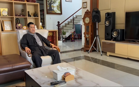 'Hai Lúa’ Thanh Nam: Nghèo trên phim, ngoài đời giàu sụ
