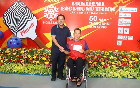Khởi tranh Giải pickleball báo Phụ Nữ TP.HCM lần thứ 2 năm 2025 - 50 năm thống nhất non sông