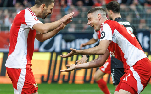 Tin tức thể thao sáng 20-4: Trận đấu kỷ lục ở Bundesliga với 8 bàn thắng trong hiệp 1