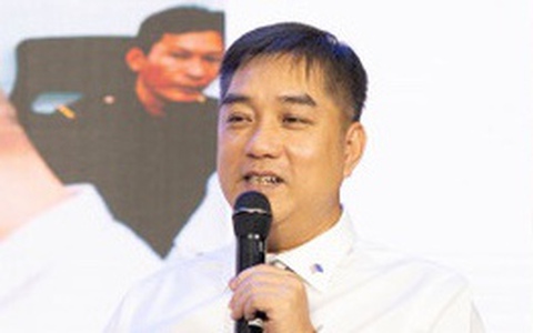 Đừng bỏ học để khởi nghiệp, không có việc nhẹ lương cao