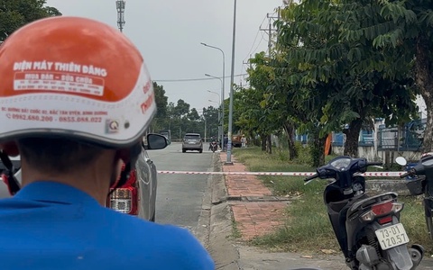Tạm giữ hình sự 2 người trong vụ sập sàn nhà xưởng khiến 3 người chết