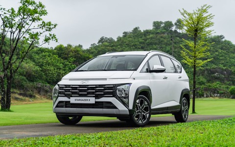 Hyundai giảm giá nhiều xe trong tháng 4, nhiều mẫu xe hot cũng góp mặt