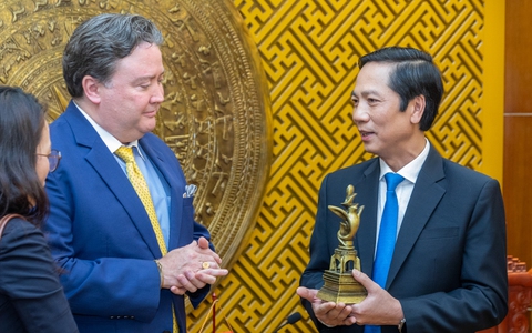 Đại sứ Mỹ khẳng định đang đề xuất cấp thêm ngân sách cho rà phá bom mìn tại Việt Nam