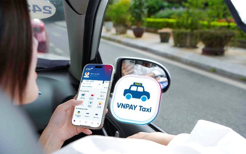 Gặp gỡ thần tượng khi đặt xe trên ứng dụng ngân hàng số VietinBank iPay Mobile