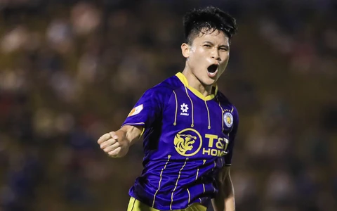Bảng xếp hạng vòng 19 V-League: CLB Hà Nội áp sát Nam Định