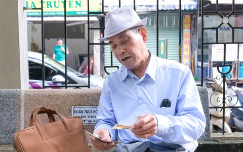 Trả lương hưu, trợ cấp bảo hiểm xã hội tháng 5 sớm nhân dịp 30-4