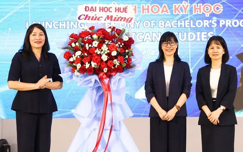 Đại học Huế có thêm ngành Hoa Kỳ học