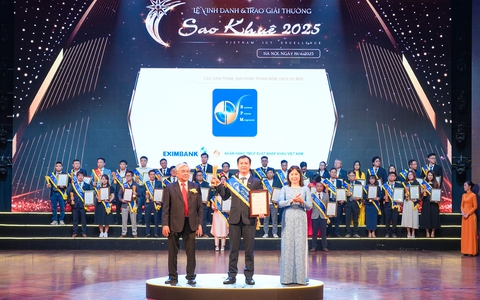 Eximbank được vinh danh tại giải thưởng Sao Khuê 2025