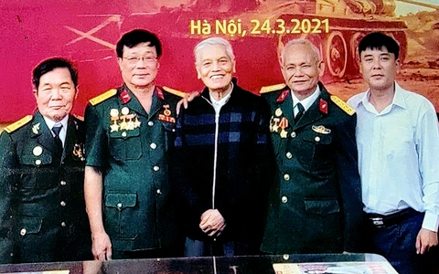 Đi tìm 'Năm anh em trên một chiếc xe tăng': Vẫn tinh thần lính tăng mạnh mẽ