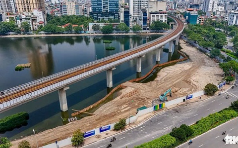 Kiểm tra thông tin dự án cải tạo hồ Hoàng Cầu và công viên Nghĩa Đô sử dụng cát đen làm bê tông