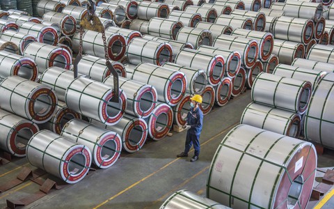 Ngành tôn thép 'giỏi lắm là đi ngang', Tôn Hoa Sen vẫn lãi 371 tỉ đồng sau 6 tháng