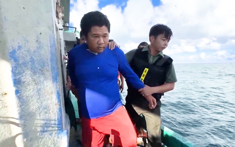 Bắt nghi phạm đánh, chém nhiều bạn tàu làm một người tử vong