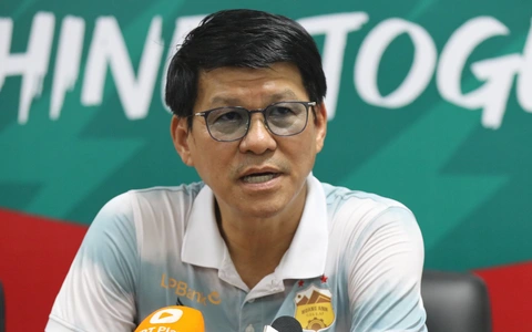 2 quan chức và 9 cầu thủ bị đình chỉ ở vòng 20 V-League