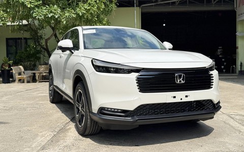 Tin tức giá xe: Honda HR-V 2025 mới ra mắt đã giảm giá, vẫn ngang Xforce bản cao nhất