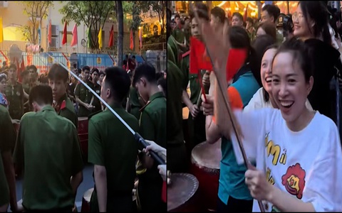 Cô gái dùng gậy selfie 'câu trai đẹp' trong buổi sơ duyệt diễu binh