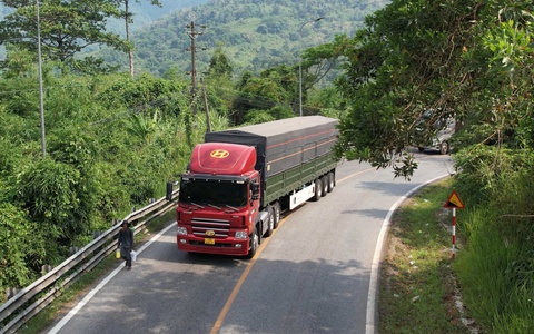 Cấm xe tải trên 20 tấn qua đèo Bảo Lộc một số khung giờ dịp lễ 30-4