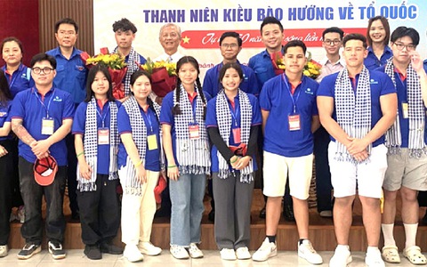 Mỗi kiều bào là một đại sứ dựng xây đất nước