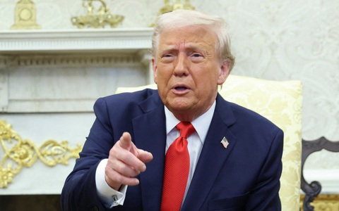 Nhiều người Mỹ nghĩ ông Trump làm kinh tế tệ đi, hoài nghi việc áp thuế