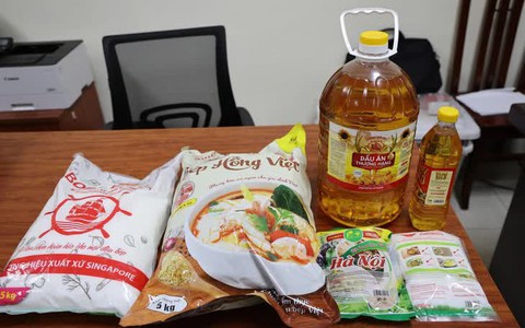 Vụ mì chính, dầu ăn, hạt nêm giả: Nhiều người ngơ ngác khi lãnh đạo xã 'ngỡ ngàng'